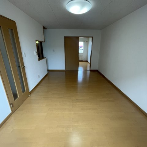 東町グレイスタウンＤの居間・リビング