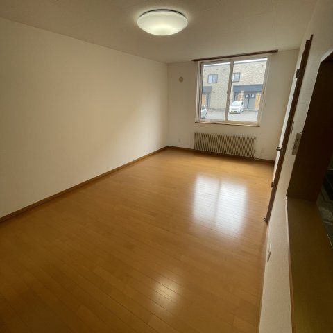 東町グレイスタウンＤの居間・リビング