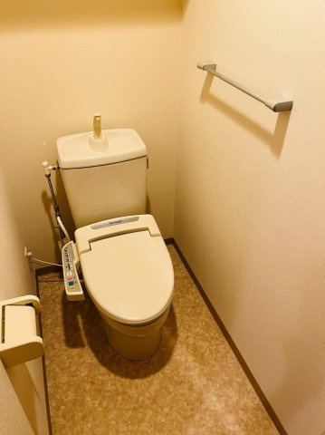 仲介手数料0！！ディアコート白川のトイレ