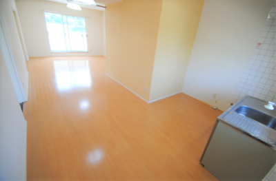 【その他】 | グランデール長園B | リビングです