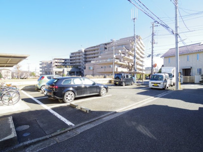 【駐車場】 | 寿マンション | 参考写真駐車場空き有