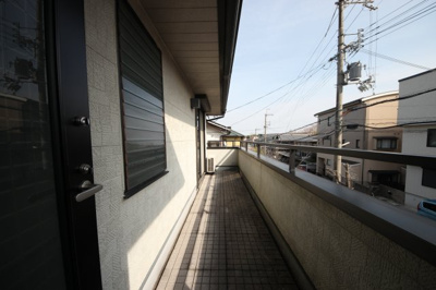 【バルコニー】 | 大津市仰木の里東5丁目11-15　中古戸建