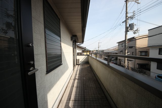 【バルコニー】 | 大津市仰木の里東5丁目11-15　中古戸建