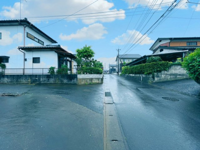 【前面道路含む現地写真】 | 石岡市東光台５丁目中古戸建て