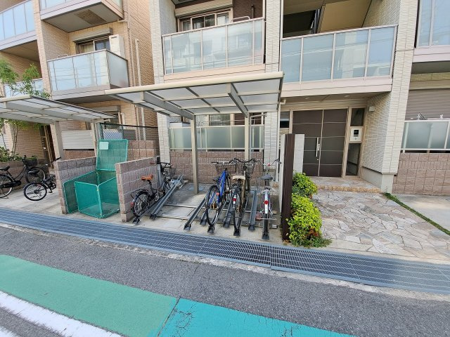 リラサーレ甲子園七番町のその他共用部分|駐輪場