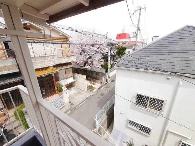 潮見台町3丁目貸戸建の展望
