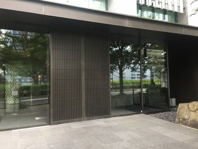パークコート千代田富士見ザタワーのエントランス