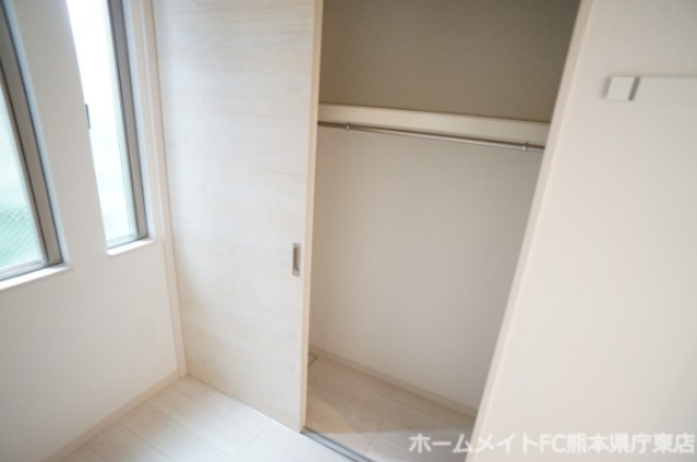 熊本市中央区黒髪６丁目のアパートの収納|写真は同施工会社の類似物件となります。

