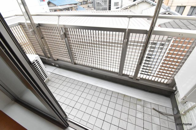 アネロ　グランツ　仲介手数料無料のバルコニー