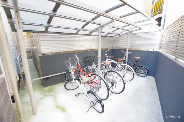 アネロ　グランツ　仲介手数料無料の駐車場