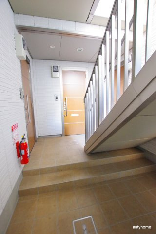 アネロ　グランツ　仲介手数料無料のロビー