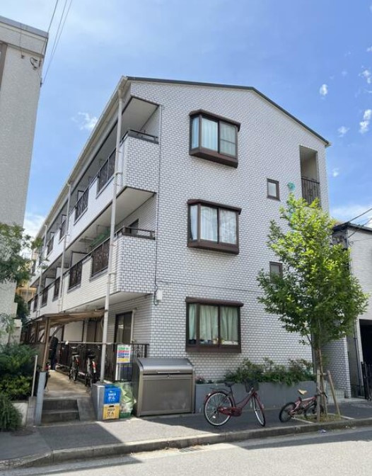 サードハイツの外観