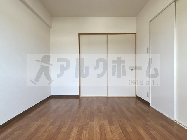 ヴェルジュール21の洋室