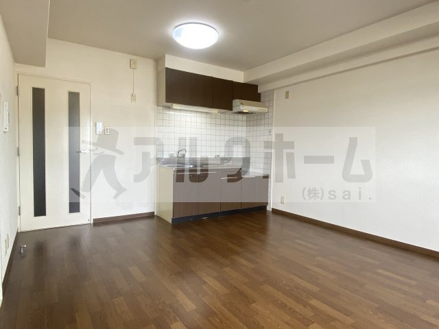 ヴェルジュール21の居間・リビング