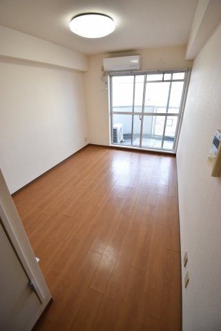 カターラなにわの寝室