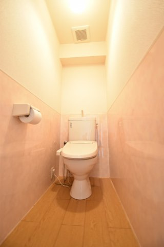カターラなにわのトイレ