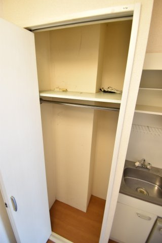 カターラなにわの収納