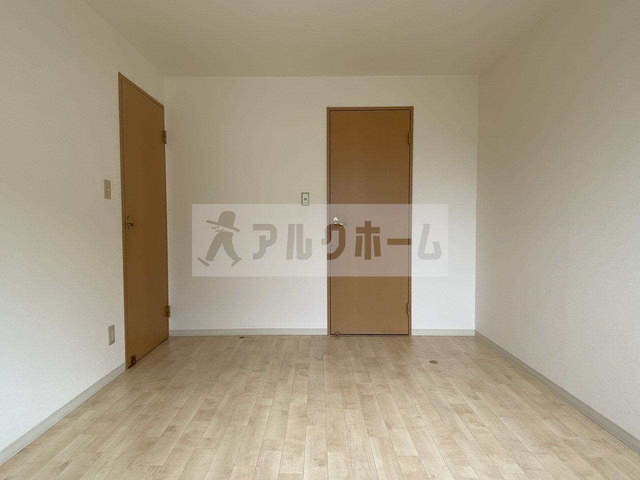 アドミラブール五条の宮壱番館の洋室