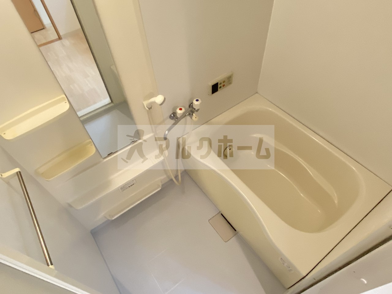 アドミラブール五条の宮壱番館の浴室