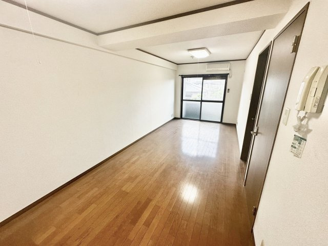 【居間・リビング】 | 新栄プロパティー羽曳が丘