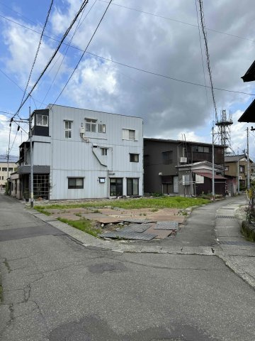 長岡市栃尾本町　売土地の外観