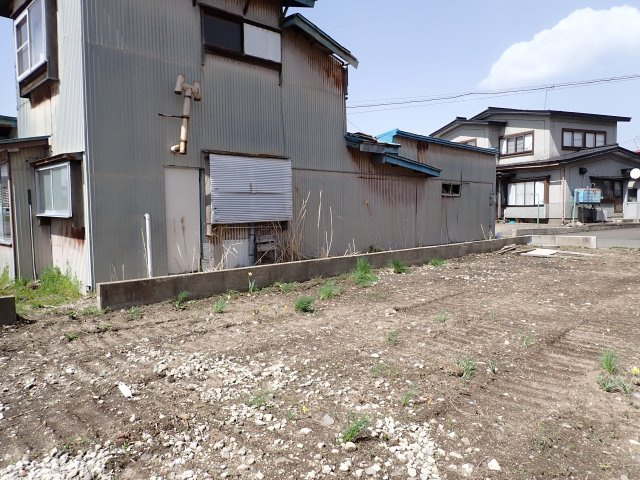 【外観】 | 黒石市花園町　土地90坪　更地