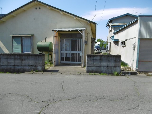 【外観】 | 黒石市花園町土地(古家付き)