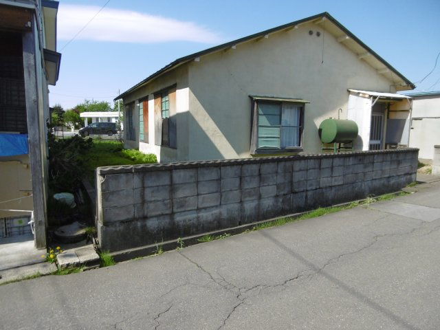 【外観】 | 黒石市花園町土地(古家付き)