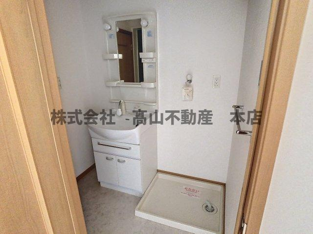 カルム・ヴィラⅡの独立洗面台