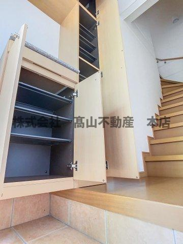 カルム・ヴィラⅡの玄関