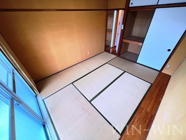 ナカスギマンションの和室
