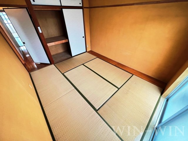 ナカスギマンションの和室