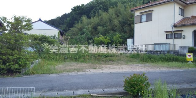 ４４７０７　岐阜市岩崎土地の外観