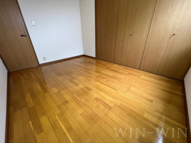 ミラノヴィレッジ Bの寝室