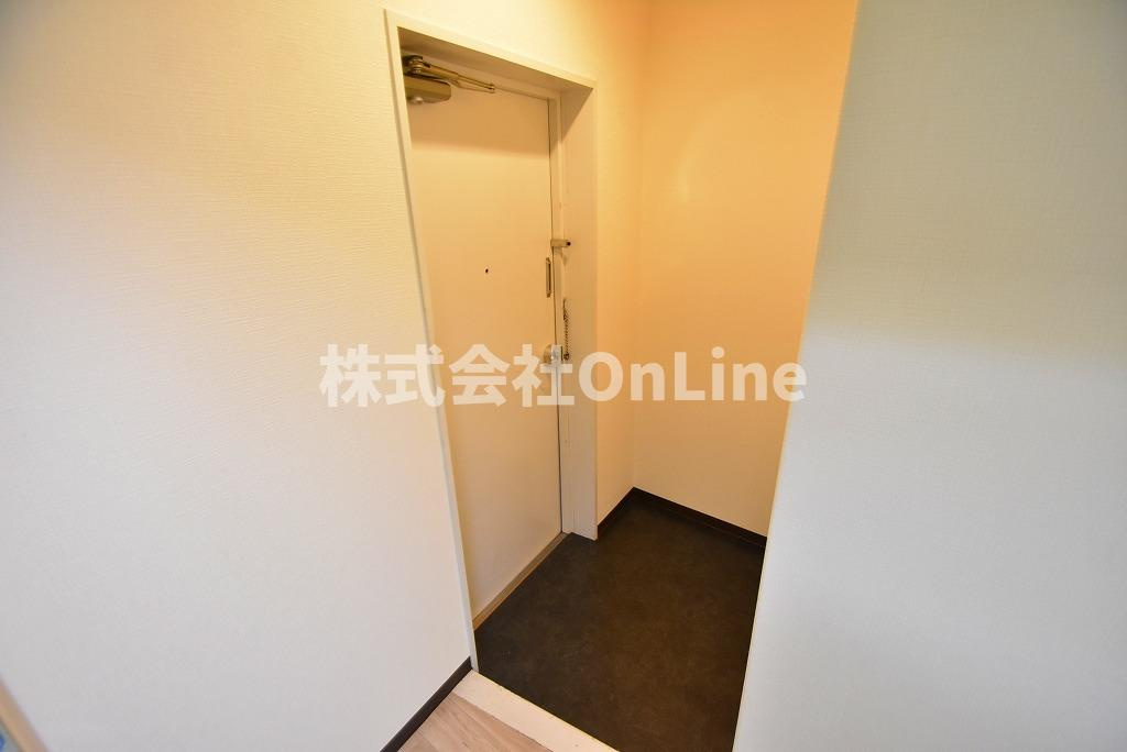 サンライフ布施の玄関