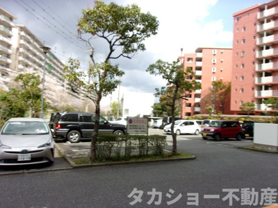 【駐車場】 | 高品ハイツ2号棟 | 駐車スペースもあります