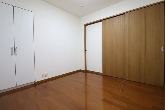 フィールド川和の洋室