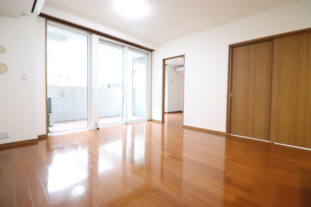 フィールド川和の居間・リビング