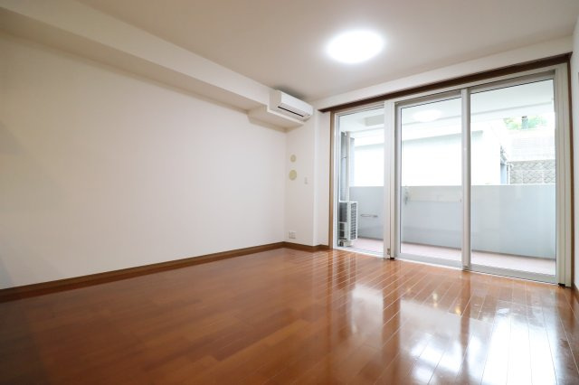 フィールド川和の居間・リビング