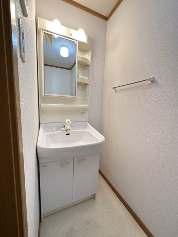 【独立洗面台】 | ブリッサ日高Ⅰ