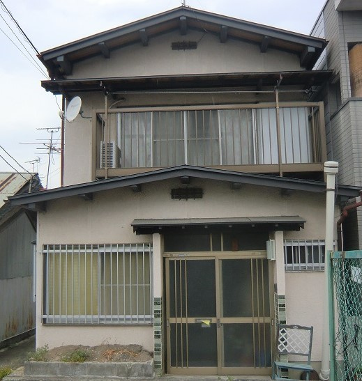 富田林市喜志町３丁目の一戸建て