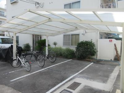 バルーンクラブの駐車場|駐輪場