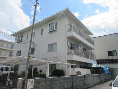 バルーンクラブの外観