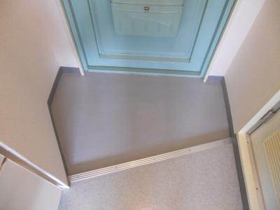 バルーンクラブの玄関|玄関