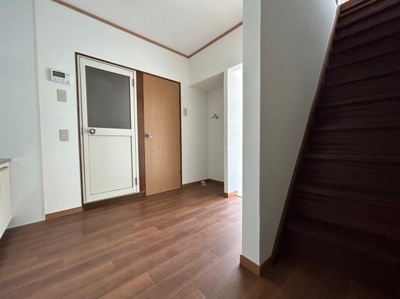 【居間・リビング】 | 星陵台店舗付住宅