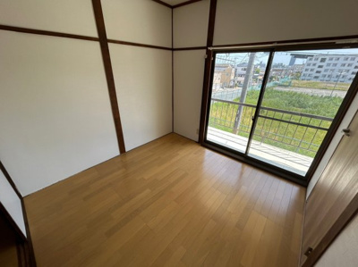 【寝室】 | 星陵台店舗付住宅