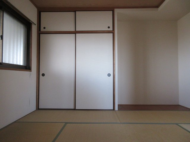 ブランベール大久保の和室