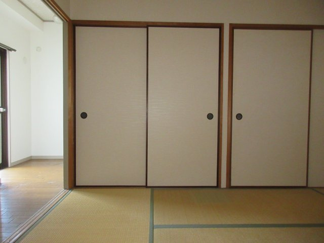 ブランベール大久保の和室