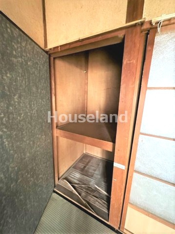 中屋住宅の収納