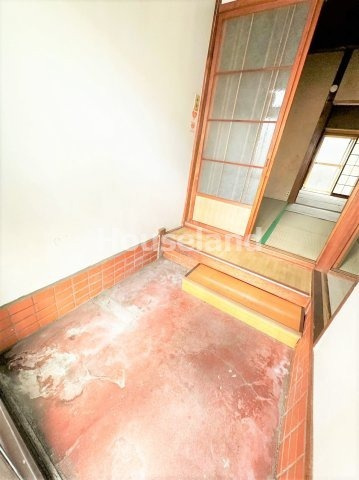 中屋住宅の玄関